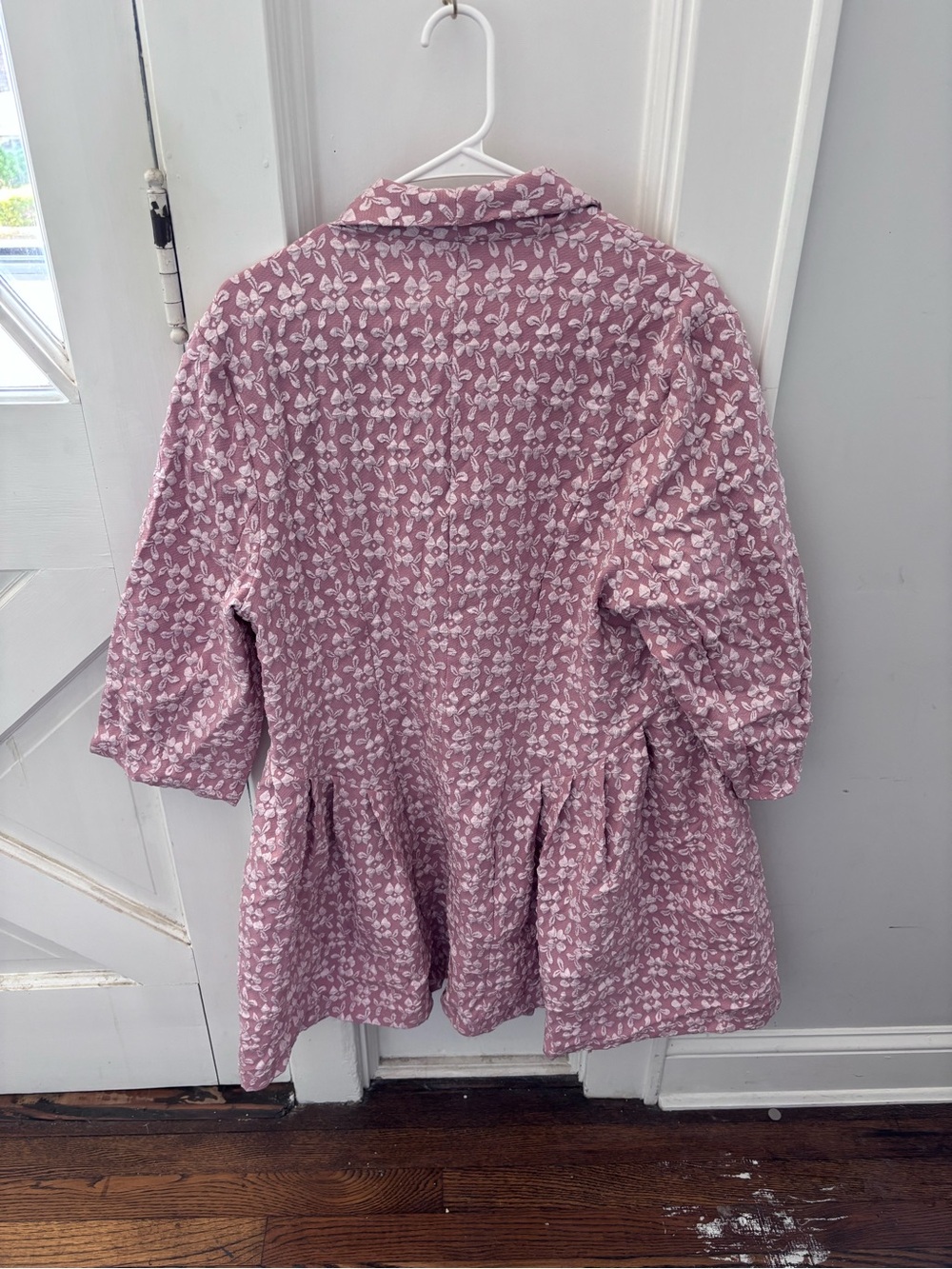 Women’s Pink Floral Double-Breasted Blouse Jacket - Picture 3 of 3
